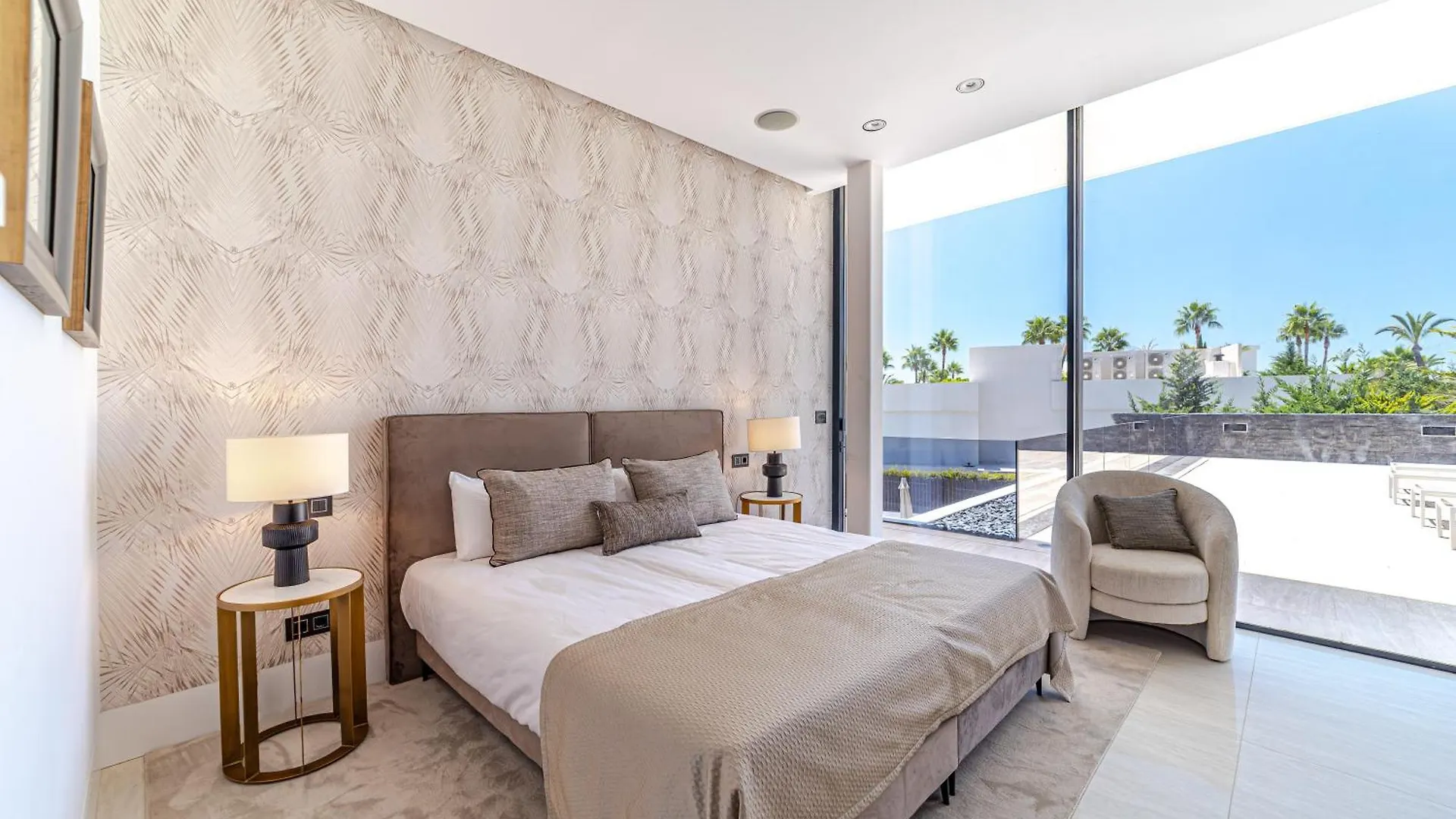 Luxury Villa Close To The Golf Marbella