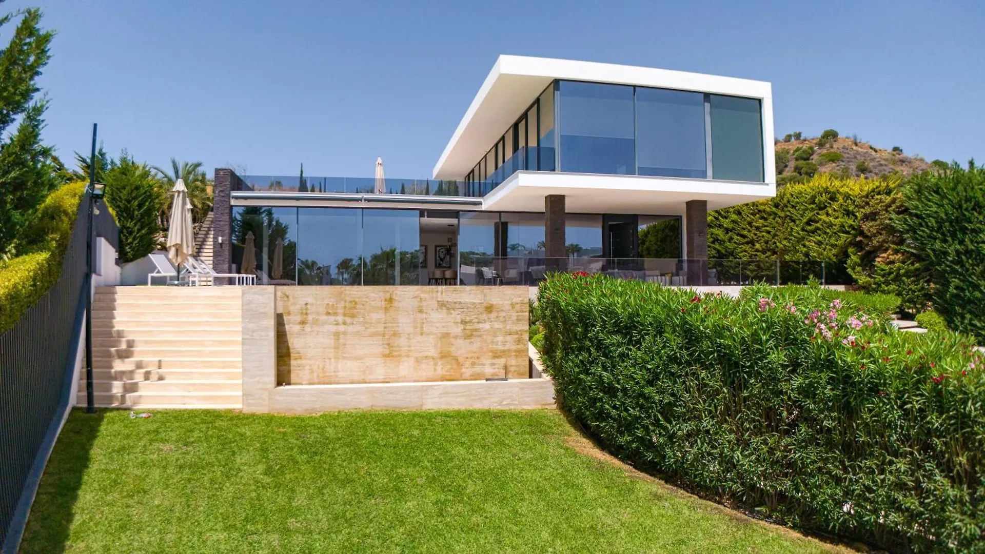 Luxury Villa Close To The Golf Marbella